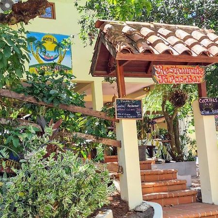 Hotel Iguanito Santa Catalina Bagian luar foto